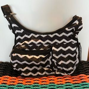 Thirty-one Ladies Nylon Travel Bag with removable and adjustable strap